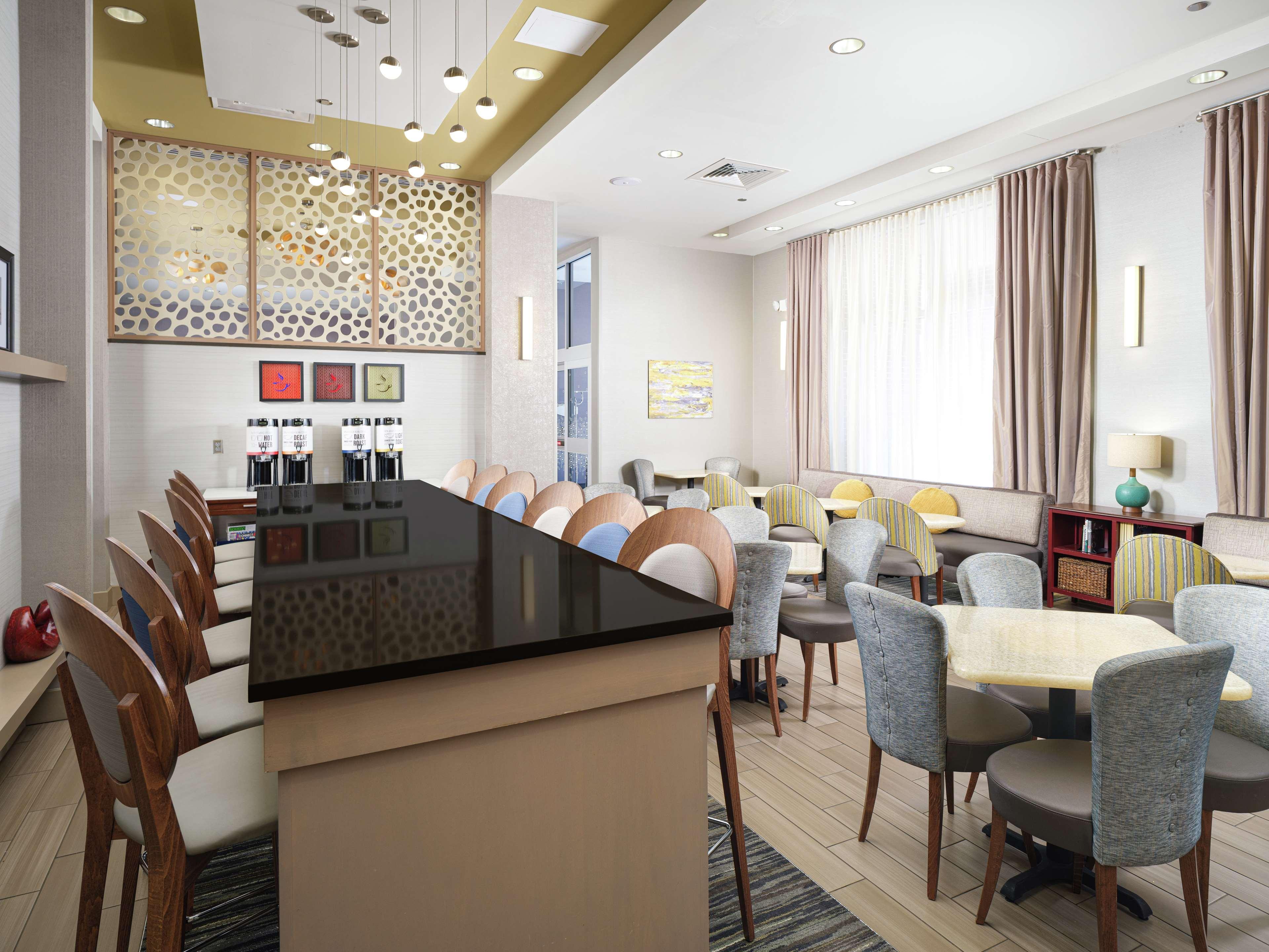 Hampton Inn Wilmington Downtown Esterno foto
