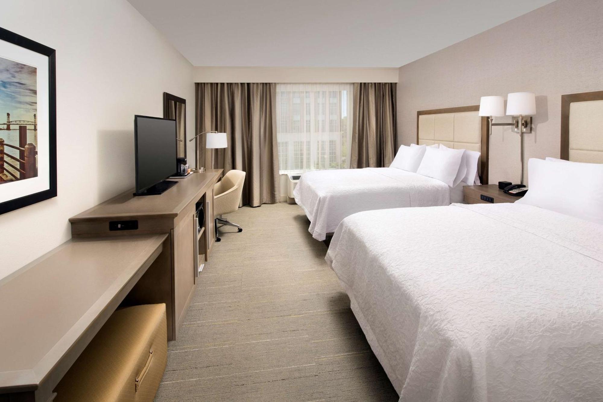 Hampton Inn Wilmington Downtown Esterno foto