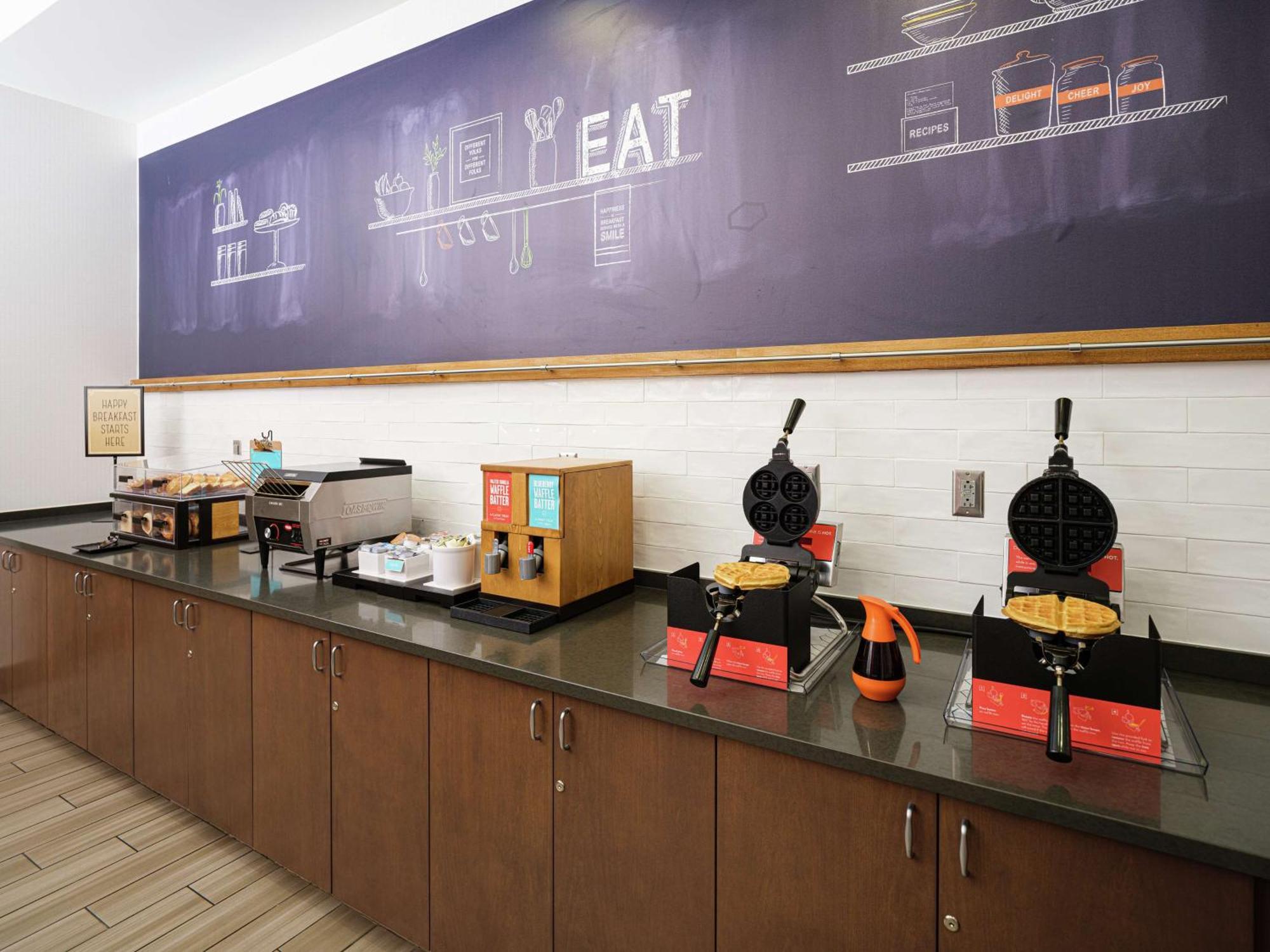 Hampton Inn Wilmington Downtown Esterno foto